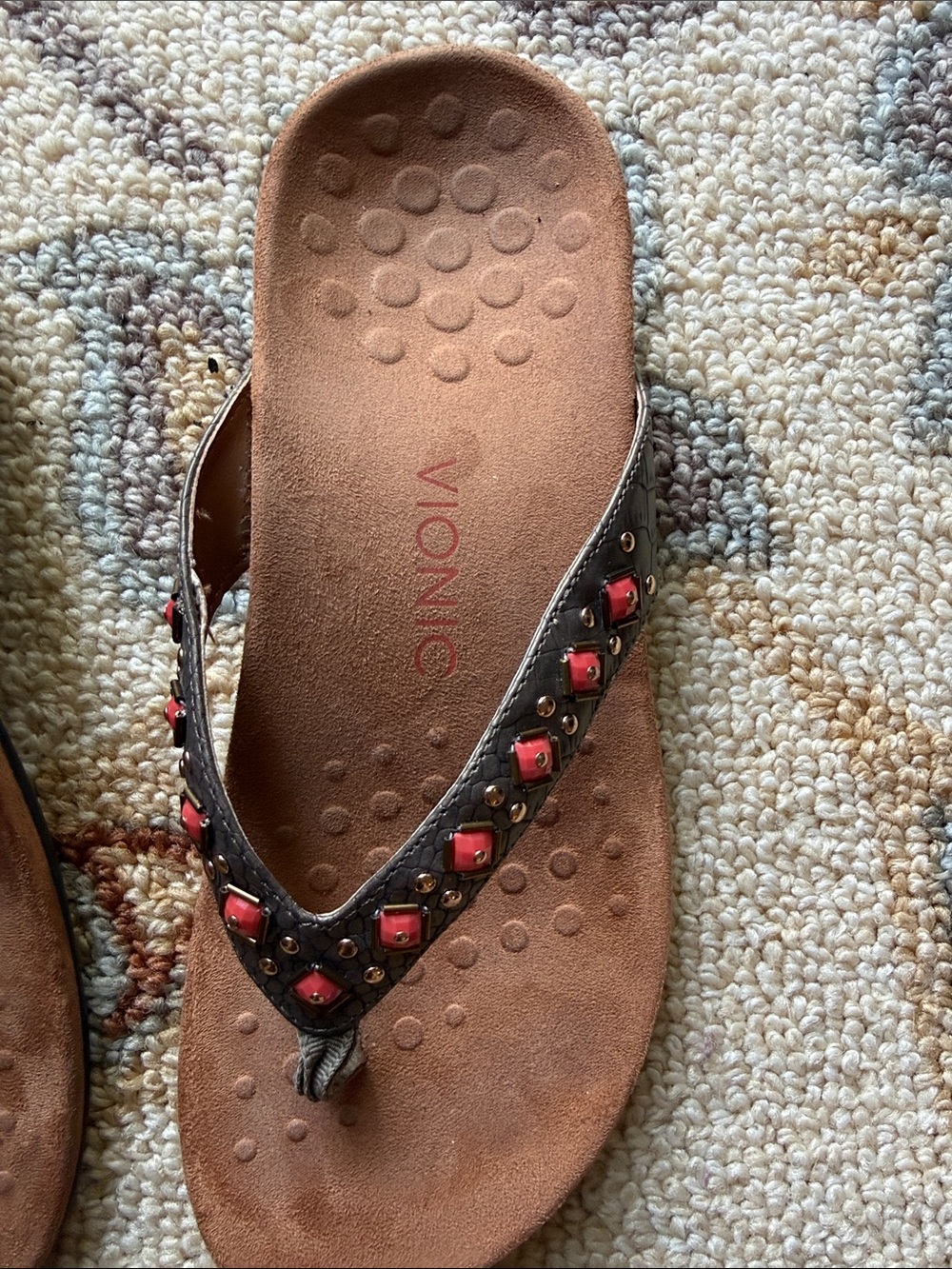 Vionic Floriana Brown Orthotic-Style Sandal Thongs with Bead Accents - Picture 3 of 9